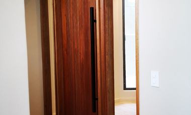 Townhouse for sale in Mandaluyong city New Zaniga, High end developemnt