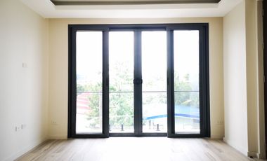 Townhouse for sale in Mandaluyong city New Zaniga, High end developemnt