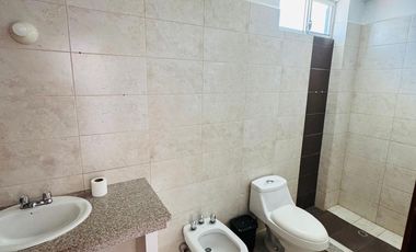 CASA EN ALQUILER EN CONJUNTO PRIVADO