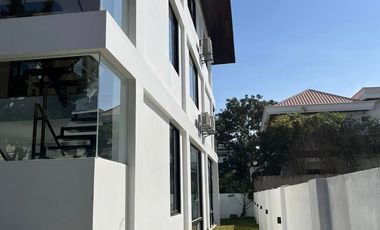 For Rent 7 Bedroom Fully Furnished Hillsborough Alabang Village Muntinlupa House for rent