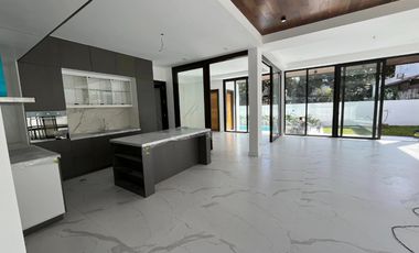 Fully Furnished 7 Bedroom Hillsborough Alabang Village House For Rent Muntinlupa house for rent