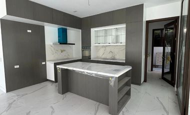 Fully Furnished 7 Bedroom Hillsborough Alabang Village House For Rent Muntinlupa house for rent