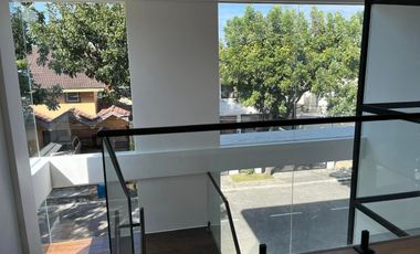 Fully Furnished 7 Bedroom Hillsborough Alabang Village House For Rent Muntinlupa house for rent