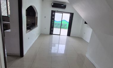 Casa en Alquiler en Samanes, 4 Habitaciones, 4 Baños, Patio,  Garaje,  Norte de Guayaquil.
