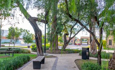 CASA EN RENTA EN RESIDENCIAL en León Gto, ARIA BOSCAJE, escuelas y centros comerciales  cercanos.