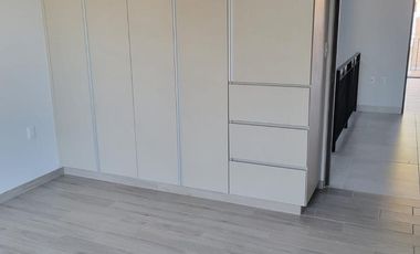 CASA EN RENTA EN RESIDENCIAL en León Gto, ARIA BOSCAJE, escuelas y centros comerciales  cercanos.