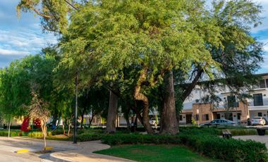 CASA EN RENTA EN RESIDENCIAL en León Gto, ARIA BOSCAJE, escuelas y centros comerciales  cercanos.