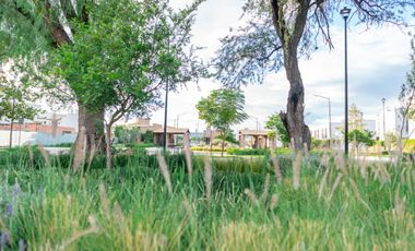 CASA EN RENTA EN RESIDENCIAL en León Gto, ARIA BOSCAJE, escuelas y centros comerciales  cercanos.