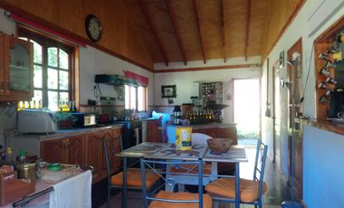 CASA ENTRE PUCON Y CURARREHUE EN 10.000 M2 DE TERRENO
