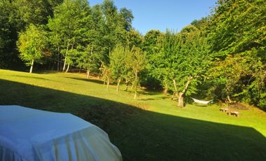 CASA ENTRE PUCON Y CURARREHUE EN 10.000 M2 DE TERRENO