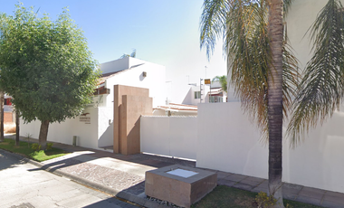 Casa en venta, Condominio Albatros, Villa Real, Aguascalientes, Ags, México. LUN*