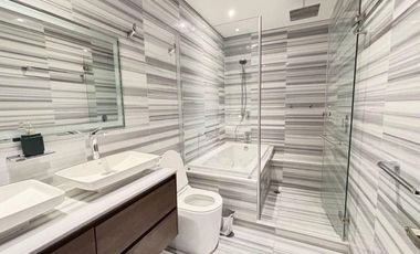 LAGO ZURICH VENDE HERMOSO PENTHOUSE CON VISTA EXPECTACULAR