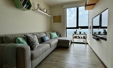 LAGO ZURICH VENDE HERMOSO PENTHOUSE CON VISTA EXPECTACULAR