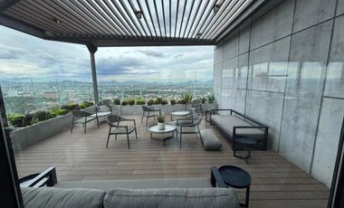 LAGO ZURICH VENDE HERMOSO PENTHOUSE CON VISTA EXPECTACULAR