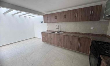 HERMOSA CASA EN RENTA CONJUNTO RESIDENCIAL SAN JOSE A 44 min CDMX SANTA FE