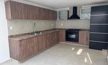 HERMOSA CASA EN RENTA CONJUNTO RESIDENCIAL SAN JOSE A 44 min CDMX SANTA FE