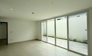 SAMBORONDON KM4, Alquilo departamento Planta Baja 3dormitorios $1950.