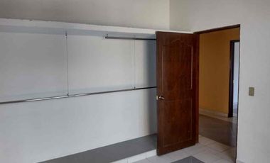 Amplia Casa sola en excelente ubicación