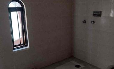 Amplia Casa sola en excelente ubicación