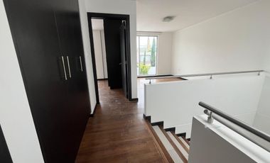 SE RENTA AMPLIA CASA SECTOR EL NACIONAL/TUMBACO