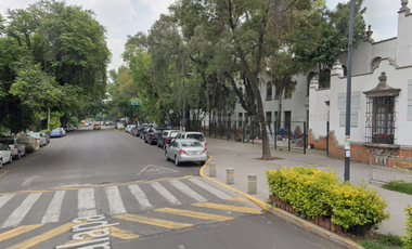 ¡¡Atención Inversionistas!! Venta de Remate en Amplia y Linda Casa con Posesión entrega inmediata Col. Roma Sur, Ciudad de México.