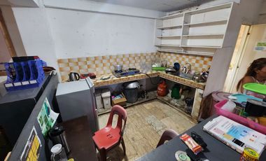Office Space along main highway - 3rd Flr + Roofdeck - 500 meters from Old Bridge
