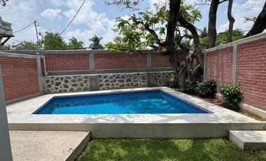 Estrena casa en condominio con alberca privada o compartida