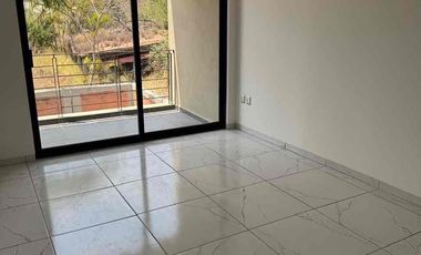 Estrena casa en condominio con alberca privada o compartida