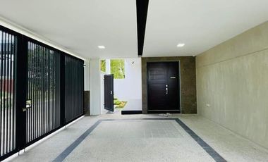 Modern  Two-Storey House for sale with 4 bedrooms near Korean Town