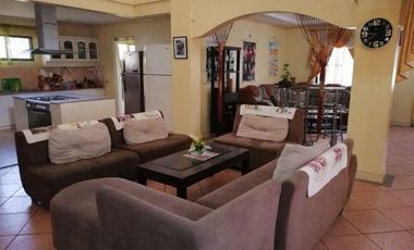 Two Storey House and lot for sale with 3 bedrooms near to Marquee mall