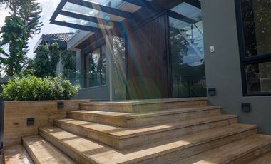 For Sale: House and Lot in Ayala Alabang Village