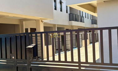 17-Unit Entire Townhouse Compound in Brgy. San Vicente II, Silang, Cavite For Lease
