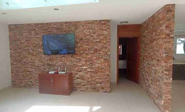 VENTA DE BONITA CASA EN LA COL ENCINOS A UNA CUADRA DE AV AMALIA SOLORZANO