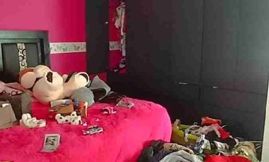 VENTA DE BONITA CASA EN LA COL ENCINOS A UNA CUADRA DE AV AMALIA SOLORZANO