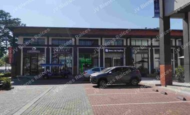 rento local comercial plaza Costa Brisa