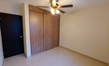 Casa en RENTA en Anáhuac Madeira