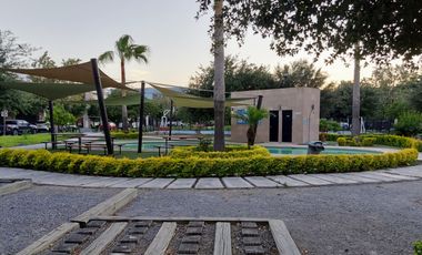 Casa en RENTA en Anáhuac Madeira