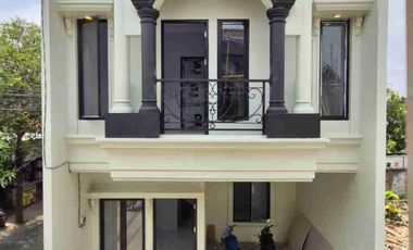 Dijual Rumah 2 Lantai 800 an Juta Di Warung  Sila  Jagakarsa