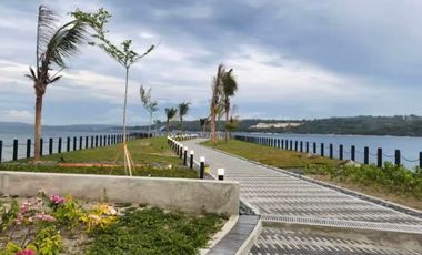 4 Bedroom Condo Unit with Panoramic View of Island Garden of Samal