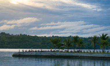 4 Bedroom Condo Unit with Panoramic View of Island Garden of Samal