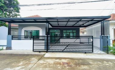 บ้านเดี่ยว ลำลูกกา บ้านชั้นเดียว ทำเลดี ใกล้ถนน  เดินทางไปเชื่อมต่อรังสิตได้ ม.วรินทร เนื้อที่ 60 ตรว. 3 นอน จอดรถได้ในบ้าน โทรเล๊ย081440---- วา