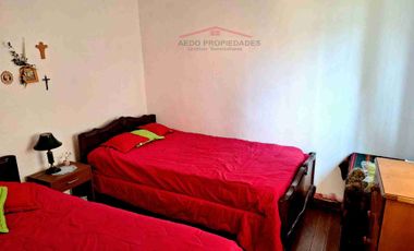 Se Vende Linda Casa Quinta de un piso, con amplio terreno, altura paradero 23, comuna de La Cruz, Región Valparaíso.