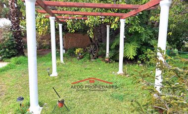 Se Vende Linda Casa Quinta de un piso, con amplio terreno, altura paradero 23, comuna de La Cruz, Región Valparaíso.