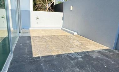 CASA EN RENTA EN COTO ANTARA SOLARES