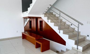 CASA EN RENTA EN COTO ANTARA SOLARES