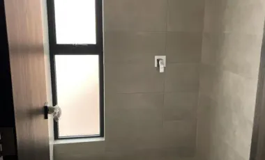 Exclusiva casa de venta sector Puembo