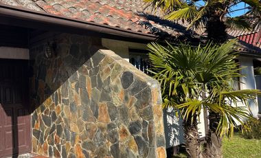 Casa 4 dormitorios y patio, en condominio, San pedro de la Paz, Concepción