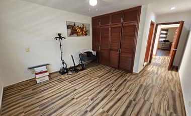 La Estancia Casa en Venta en Coto Privado a 2 Min de Costco