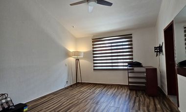 La Estancia Casa en Venta en Coto Privado a 2 Min de Costco