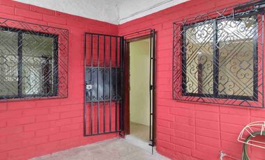 La Alborada 3a, alquiler casa 3 dormitorios. garaje pequeño